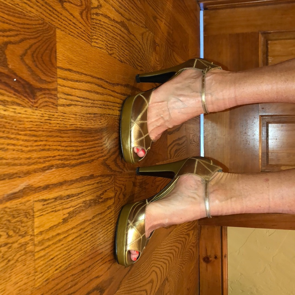 Gold BCBG heels